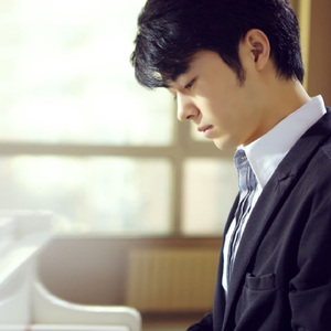 郭晶晶三级露全乳
